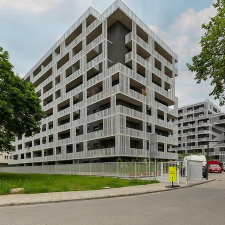 Stacja Wola Apartment Guminska By Noclegi Renters Varsóvia Exterior foto