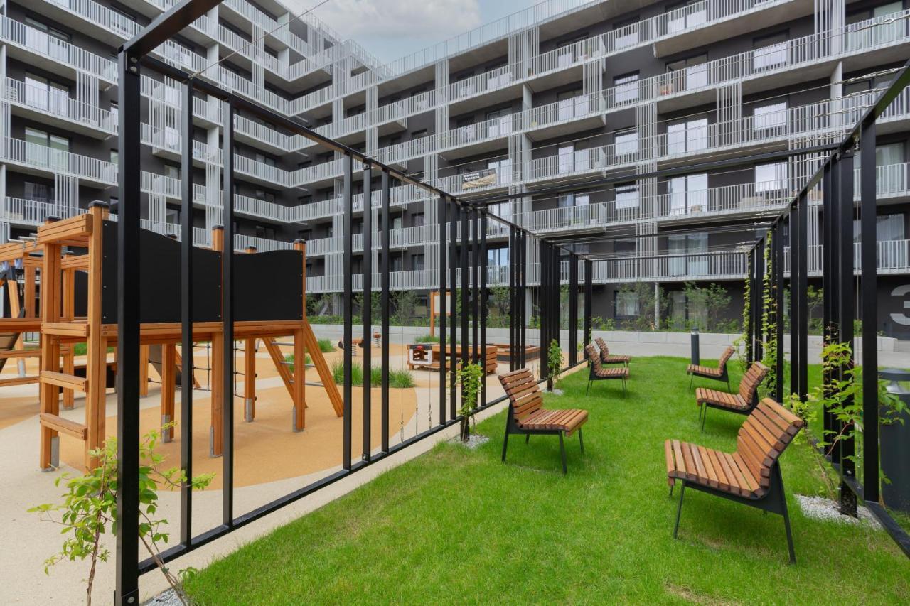 Stacja Wola Apartment Guminska By Noclegi Renters Varsóvia Exterior foto